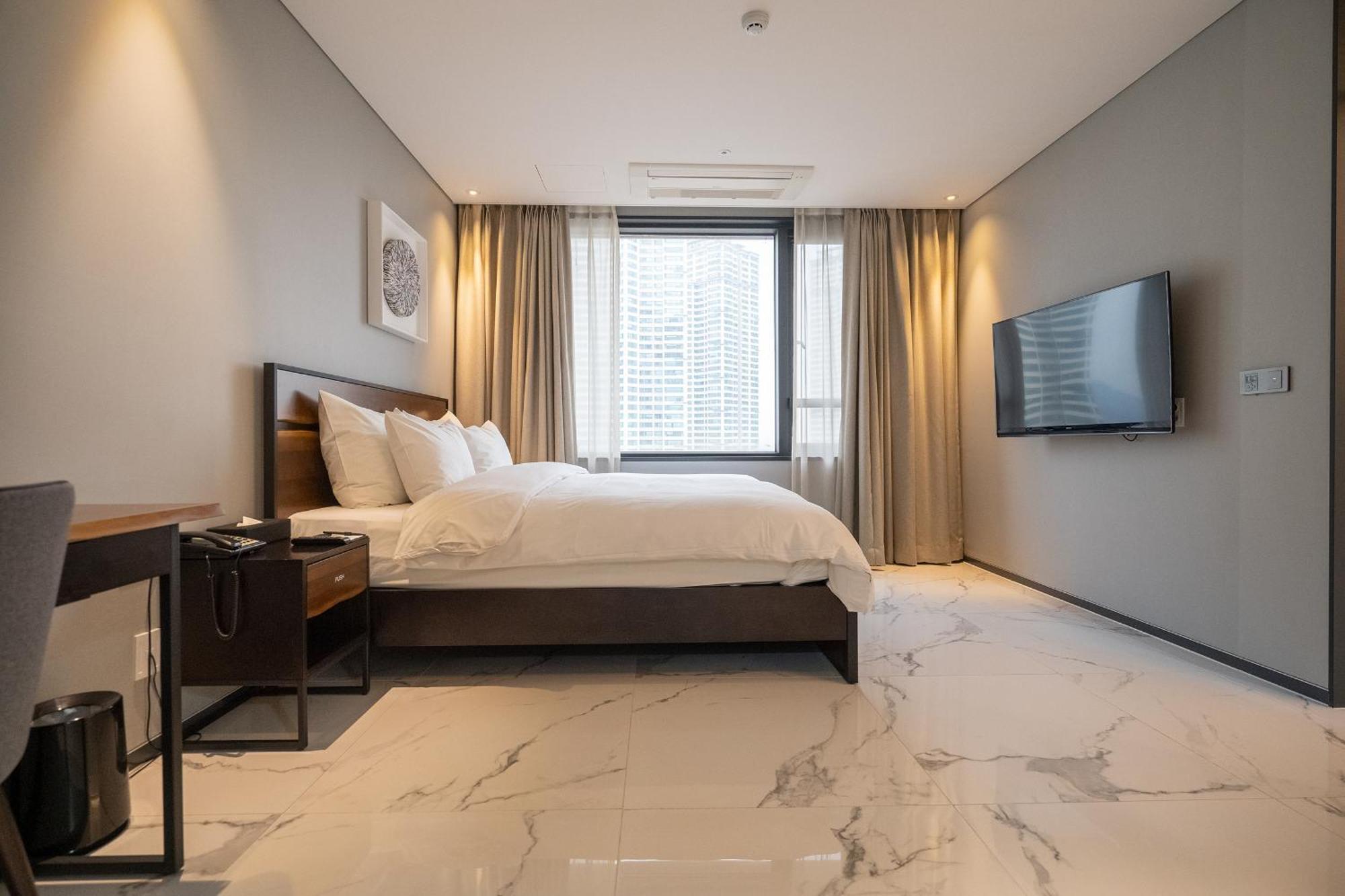 Gloucester Hotel Cheongju Zewnętrze zdjęcie